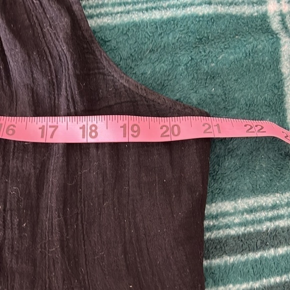 NWOT 11.1.TVLHO Women’s Black Tiered Blouse, Size Medium! - Picture 7 of 8